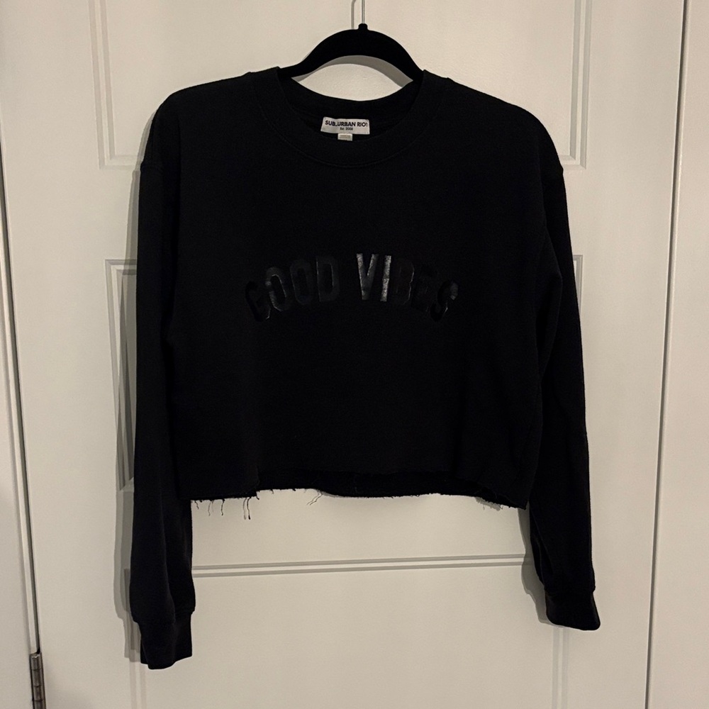 Black 'Good Vibes' Cropped Crew Sweatshirt